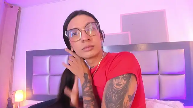 Maddie_Ray Live XXX-Chat