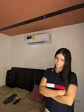 Онлайн чат XXX Zow_