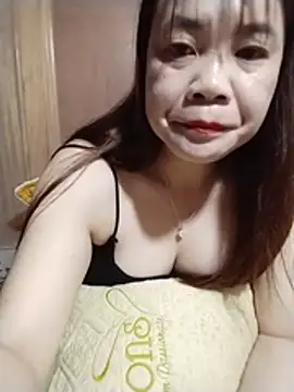 Squirt107 现场XXX聊天