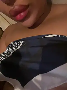 Sexlove1xo Webcam Show