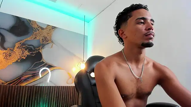 Онлайн чат XXX DrakeFoxx