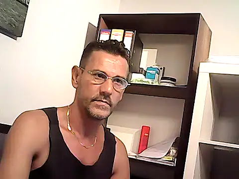 دردشة mastercharisma35 الجنسية المباشرة