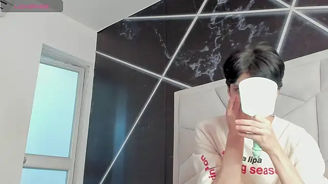 Chat XXX en directo de AerumChae