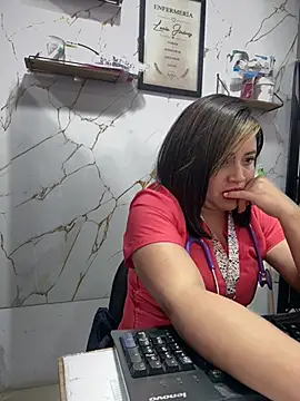 Melany-1's Live XXX Chat