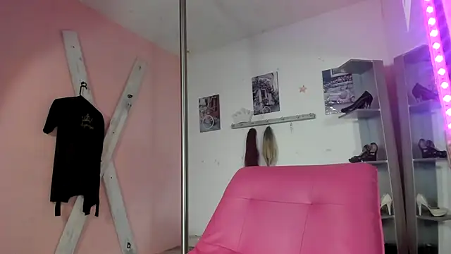 Chat +18 de CAMILA--REY ao vivo