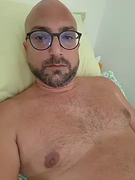 cetriolino Adlı Modelin Canlı XXX Sohbeti
