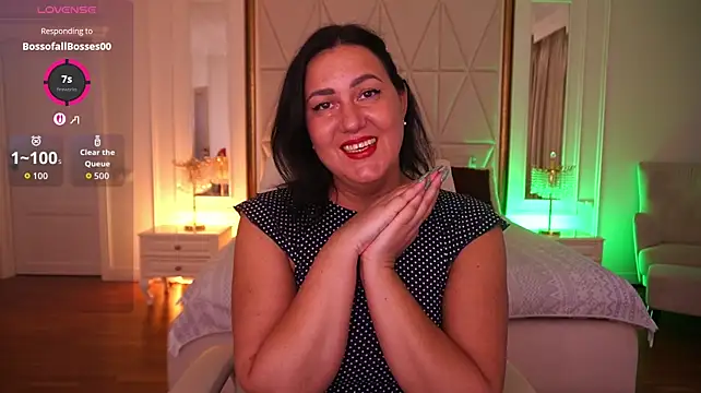VelvetLuck Chat XXX live