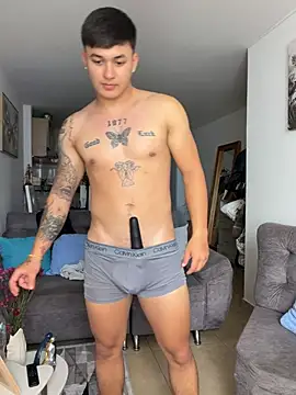 Christopher_strongg Live XXX-Chat