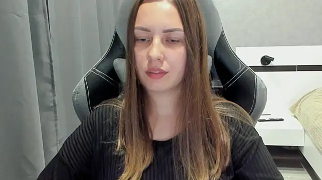 Chat XXX en directo de Mia_shy1