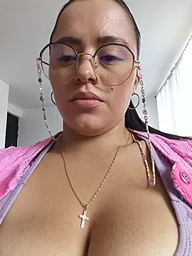צ'אט XXX בשידור חי של Luna_Rose1