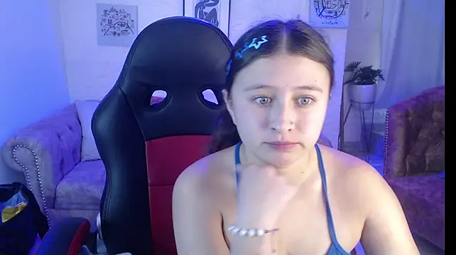 perlaa_tk Chat XXX in diretta
