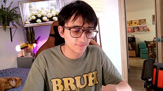 Chat +18 de Sr_evann ao vivo