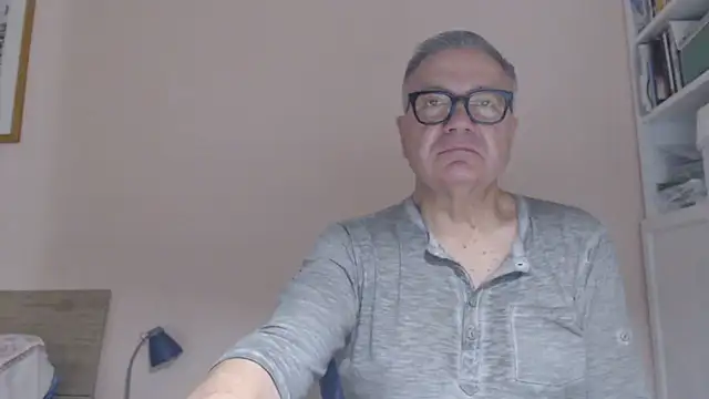 XXX chat uživo modela YOU6me
