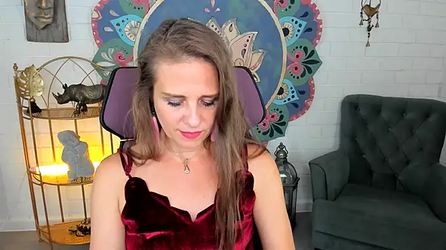 EmiliaBedy – Live XXX-chat