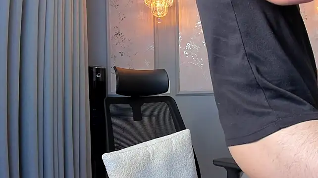 IanMancini's Live XXX Chat