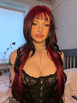 Show modela madelinexx na web-kameri