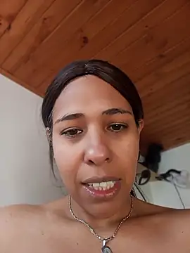 XXX chat uživo modela Ivon_C