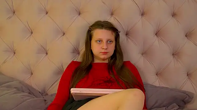 MaryMarmont Adlı Modelin Canlı XXX Sohbeti