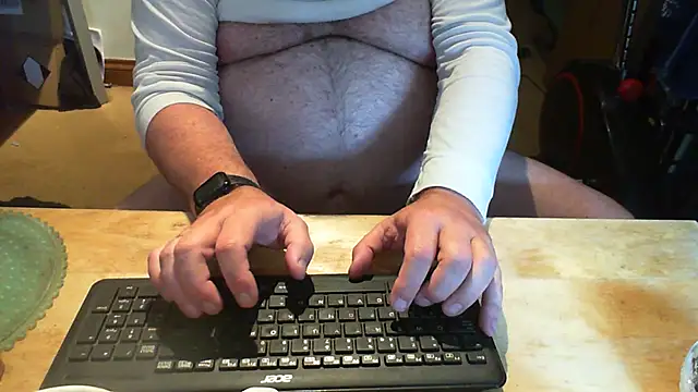 Owned_drone live XXX chat