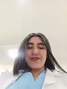دردشة CAROLINE__07 الجنسية المباشرة