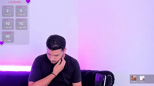 Онлайн чат XXX Axel_grey_