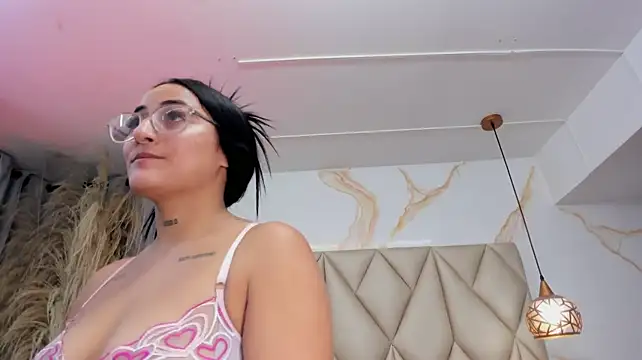 Ibbie_drastic's Live XXX Chat