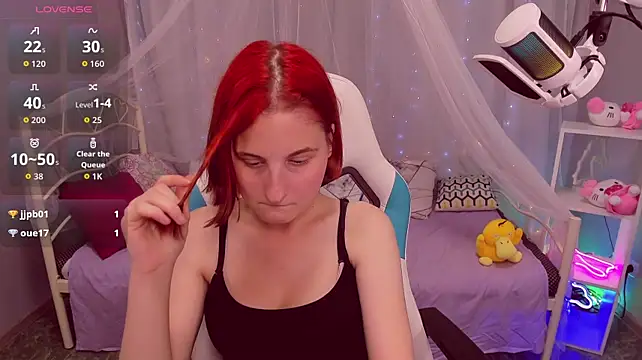 KiraElwood live XXX chat