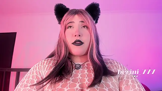 Chat +18 de AmberiniHoffman ao vivo