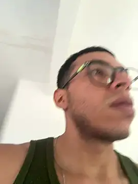 Czat XXX na żywo – alejandrocock23
