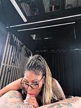 DarkDea live XXX chat