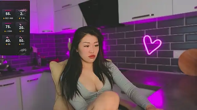 ShaiyaMinn3's Live XXX Chat
