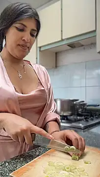 Afroditapoloo Show Webcam