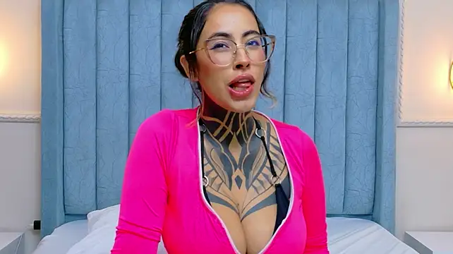 NicoleBlumのライブXXXチャット
