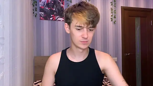XXX chat uživo modela yoursexykun