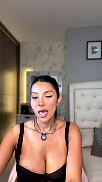 Chat +18 de Anny_Honeey ao vivo