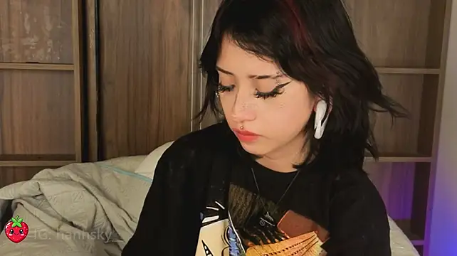 HannahSky_ live XXX chat