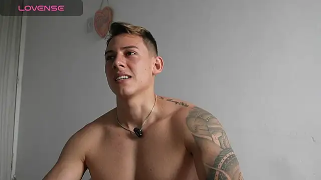 Muscle_King_Cum: απευθείας συνομιλία ΧΧΧ