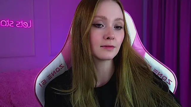 AgataFoxley Chat XXX in diretta