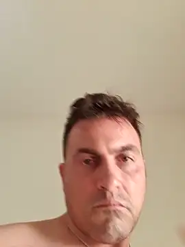 Rinox87n Live XXX chat