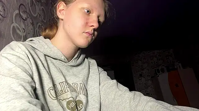 BirgitKamal élő XXX-chatje