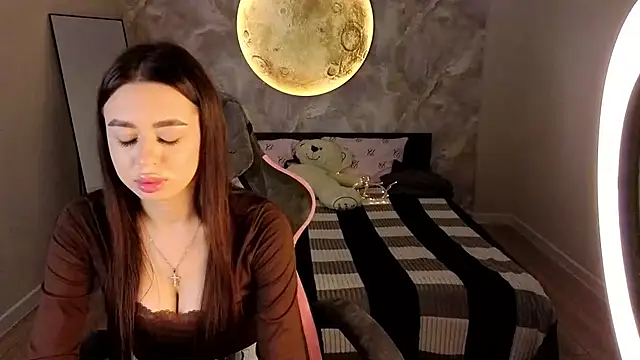 Chatroom XXX en direct de NicoleRossss