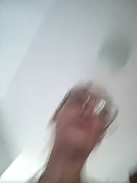 Eimikuro11's Live XXX Chat