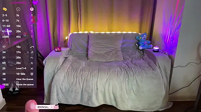 InferyxのライブXXXチャット