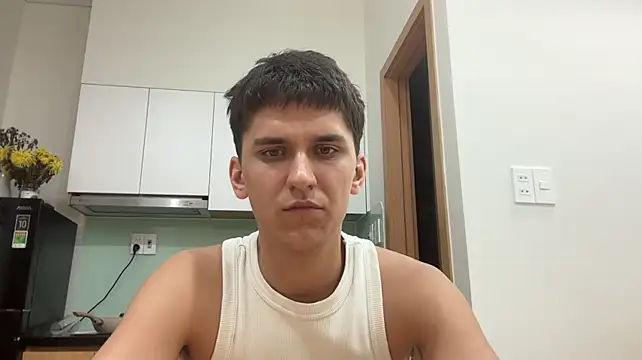 Chat +18 de Adrian_Coles ao vivo