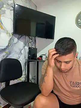 Chat XXX Live miaftmax