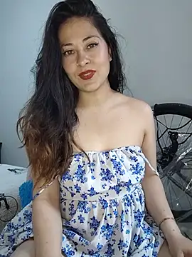 LisbethMoore_ Adlı Modelin Canlı XXX Sohbeti