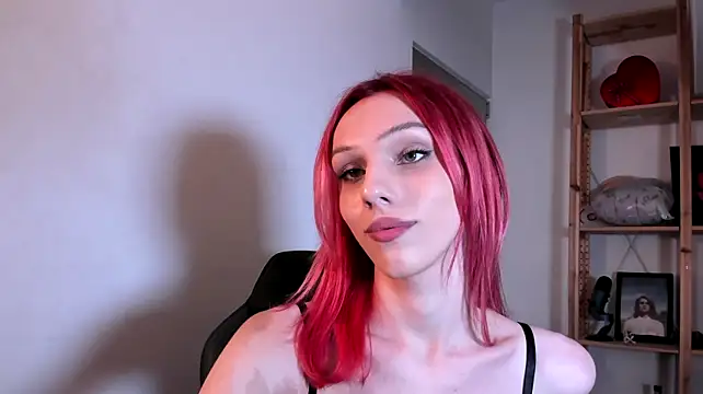Chat +18 de Kirana_Hayes ao vivo