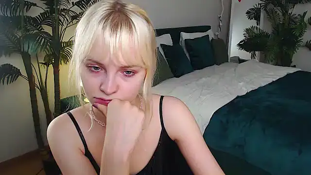 Вебкам-шоу HannahHolliss