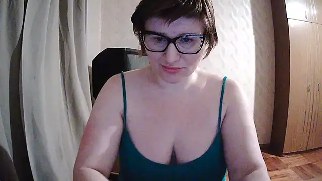 XXX chat uživo modela Jolinaha