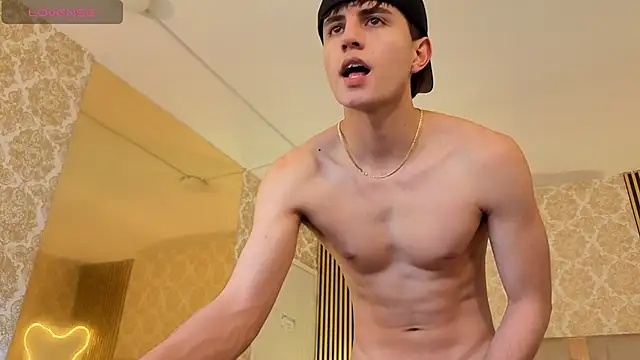 Kyler_tay Webcamshow